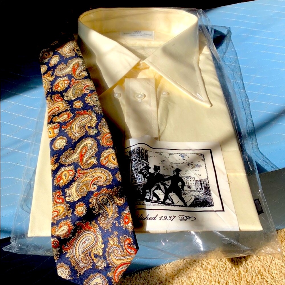 Custom made shirt with tie - Picture 2 of 5